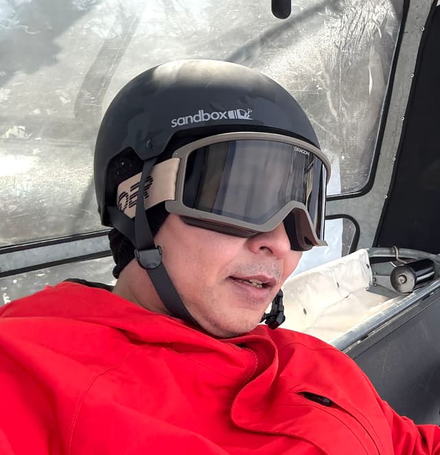 Tak - Local Snowboarder & Guide