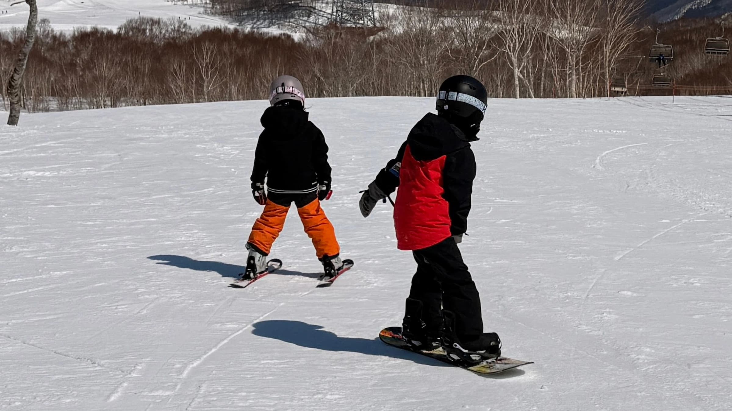 Ski with kids in Japan