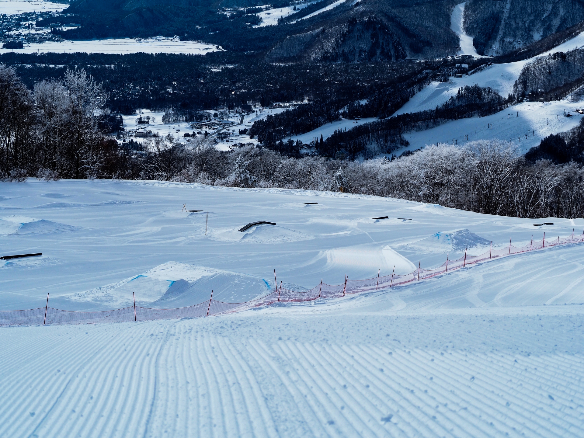 Hakuba Iwatake Snow Resort — photo 3
